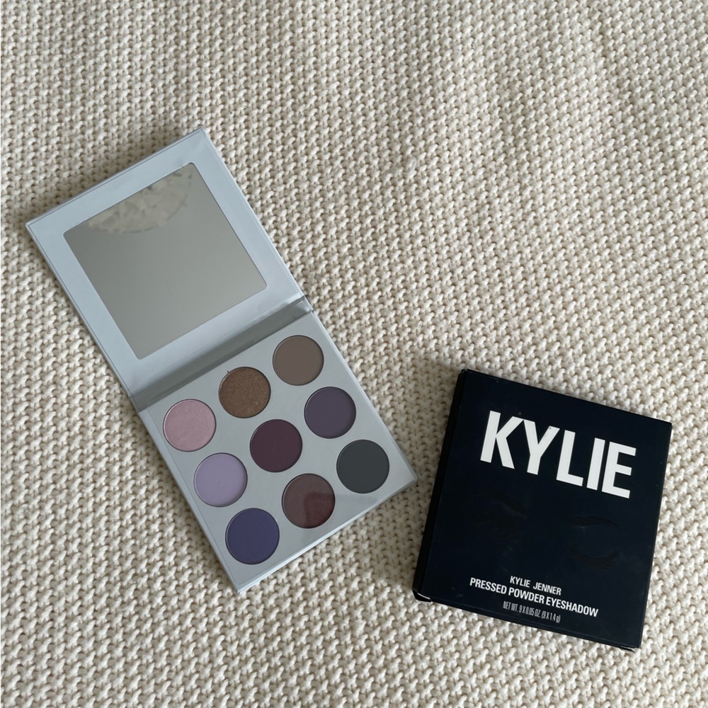 NWT Kylie Cosmetics The Purple Palette